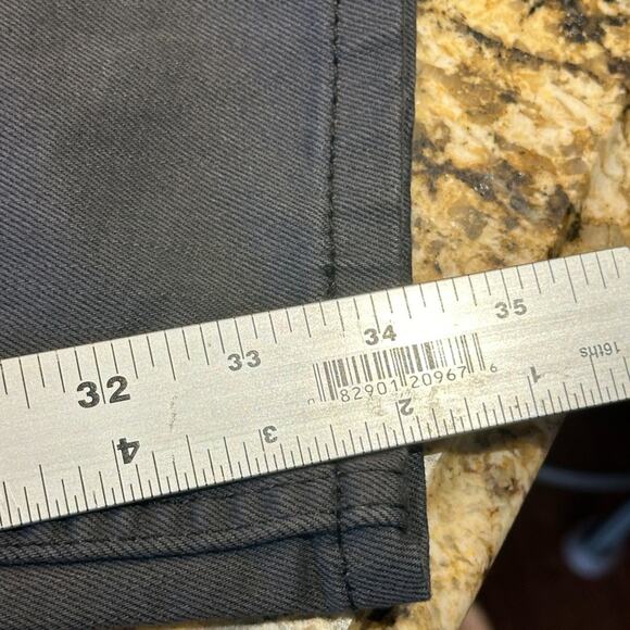 Levi’s 511 Charcoal Gray Jeans in a Size 32 x 34 Cotton Polyester - Picture 9 of 9